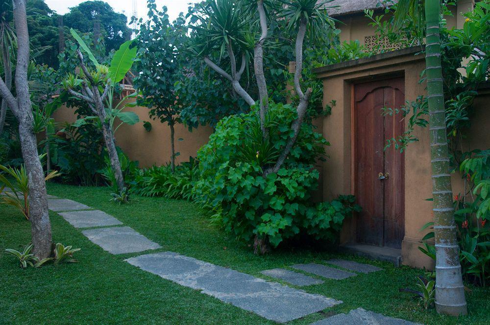 Motama Villa Ubud Esterno foto